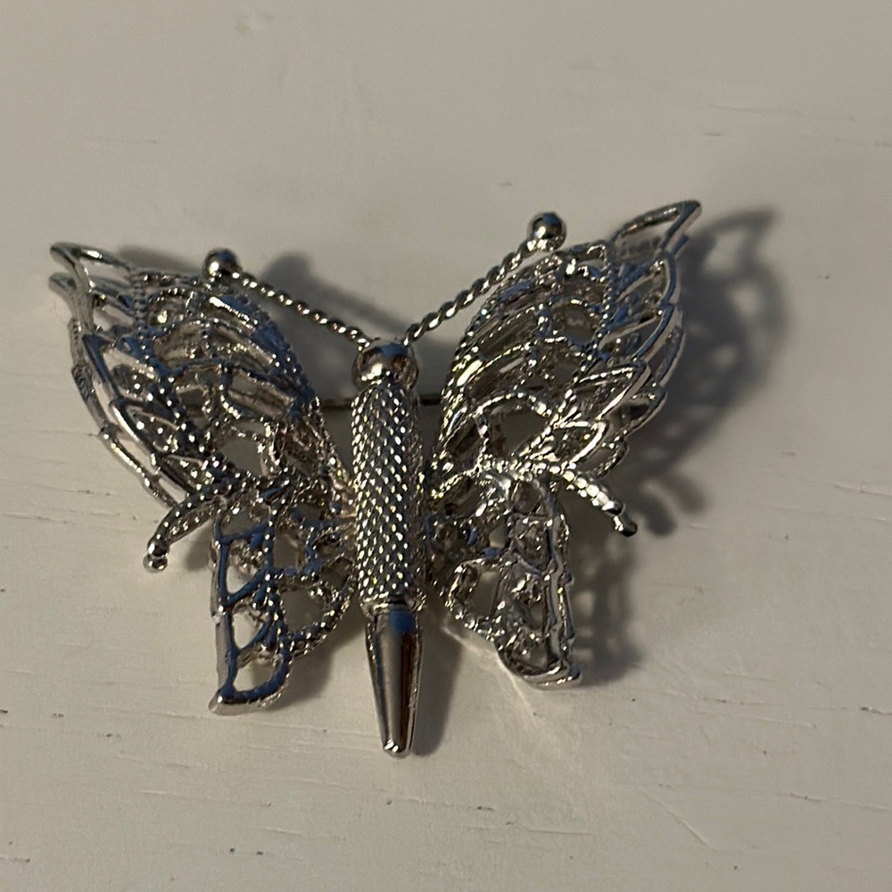 Monet Signed Filigree Silver Tone Butterfly Pin/Brooch Jewelry